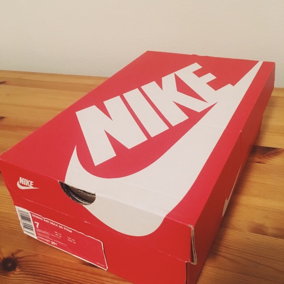 Nike Air Max 90 Premium metallic-suede sneakers - Picture 8 of 8